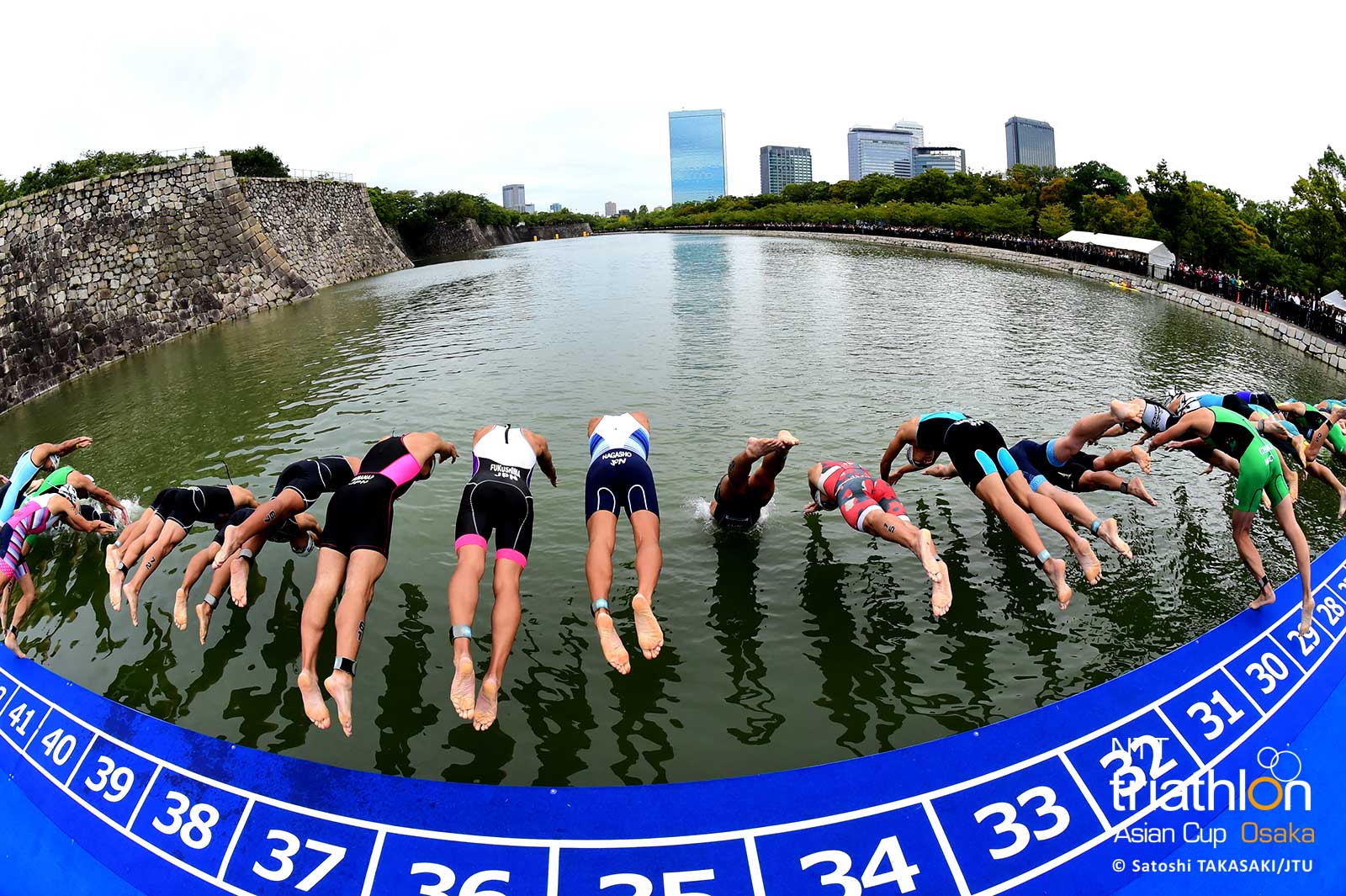 大阪城トライアスロン22 Lawson Do Sports 全国のマラソン トライアスロン 自転車レース等のスポーツ大会のエントリーサイト